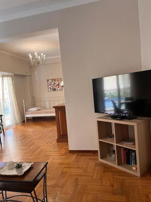 Carlito"S Apartment 1 Next To Metro Station Atenas Exterior foto