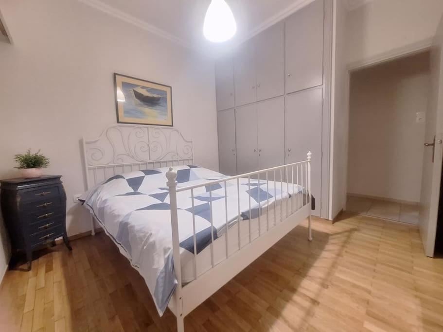 Carlito"S Apartment 1 Next To Metro Station Atenas Exterior foto