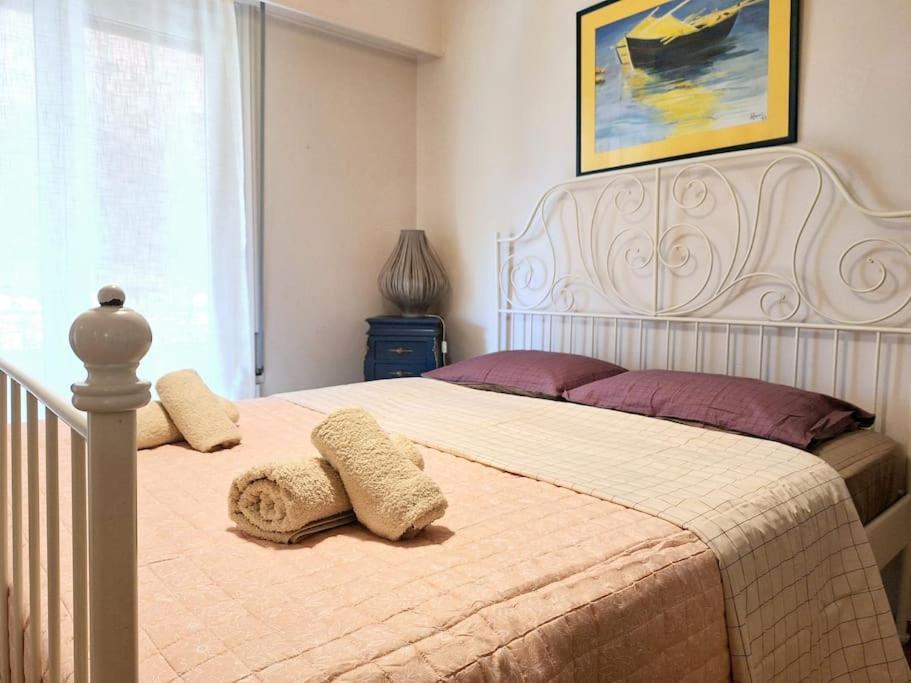 Carlito"S Apartment 1 Next To Metro Station Atenas Exterior foto