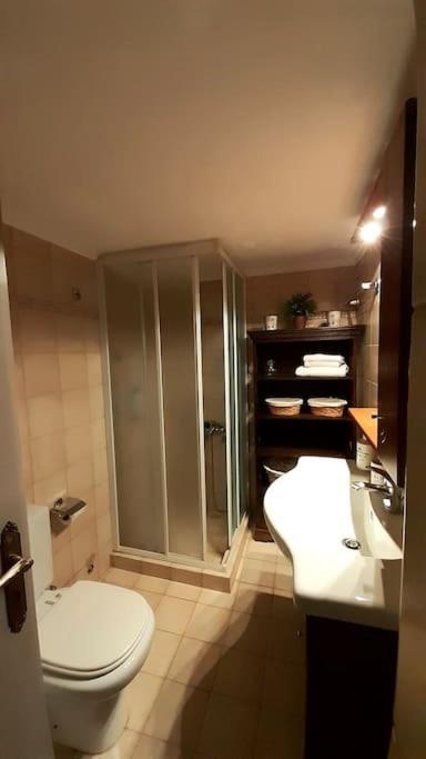 Carlito"S Apartment 1 Next To Metro Station Atenas Exterior foto