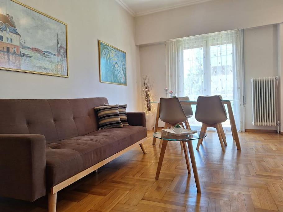 Carlito"S Apartment 1 Next To Metro Station Atenas Exterior foto