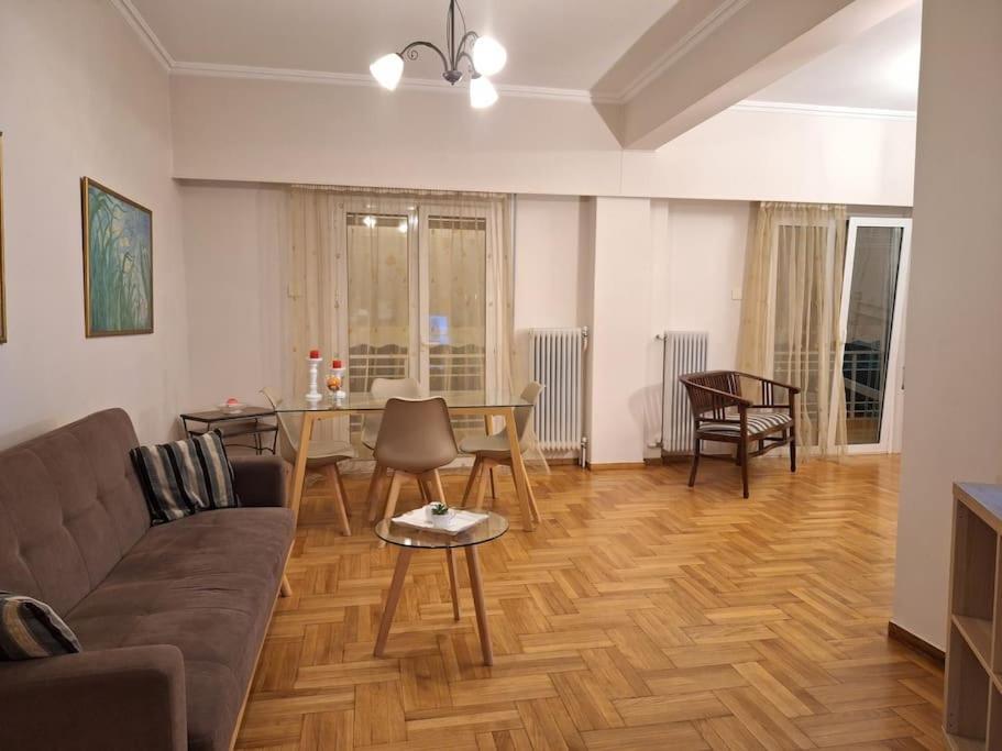 Carlito"S Apartment 1 Next To Metro Station Atenas Exterior foto