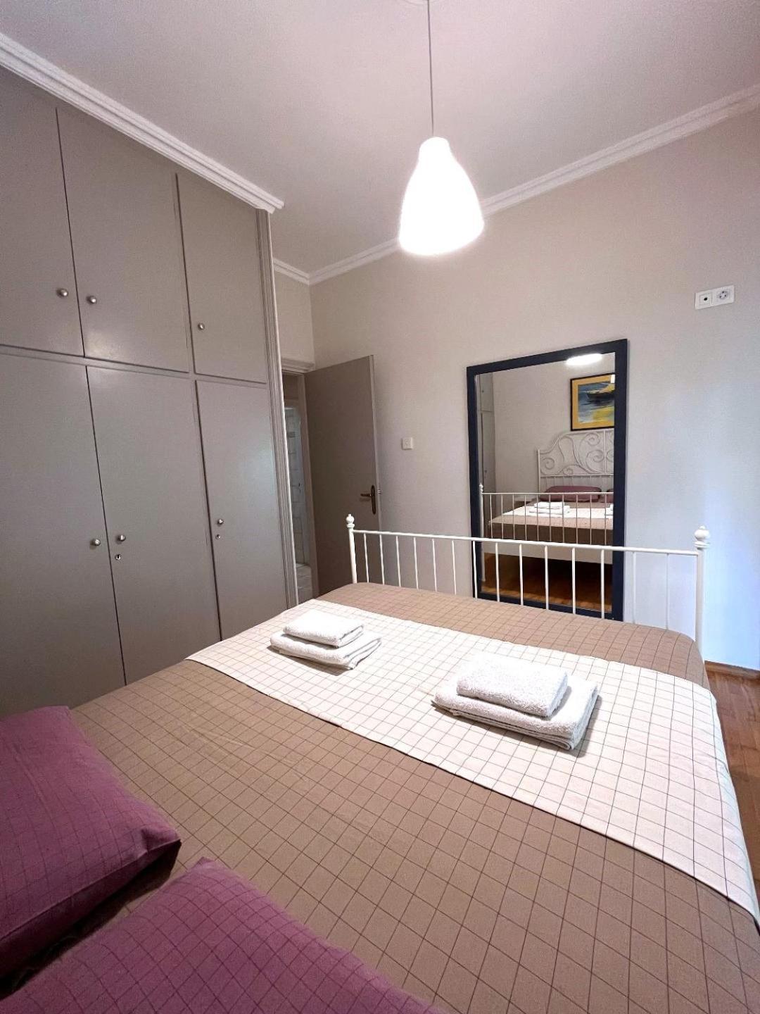 Carlito"S Apartment 1 Next To Metro Station Atenas Exterior foto