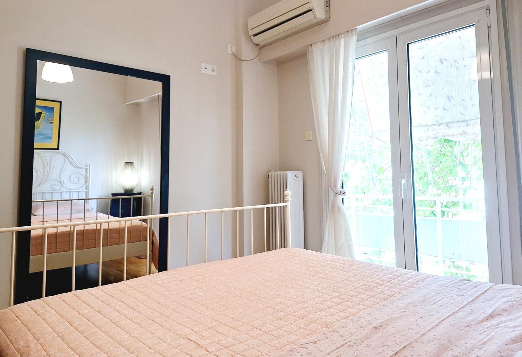 Carlito"S Apartment 1 Next To Metro Station Atenas Exterior foto